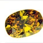 pierres-de-couleur-fancy-vivid-yellowish-orange