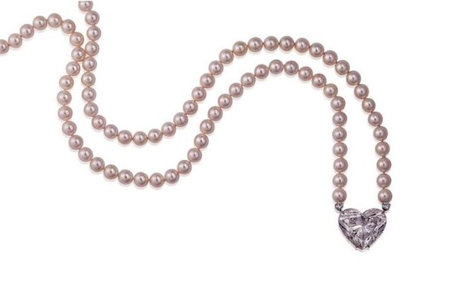pendentif-La-Legende