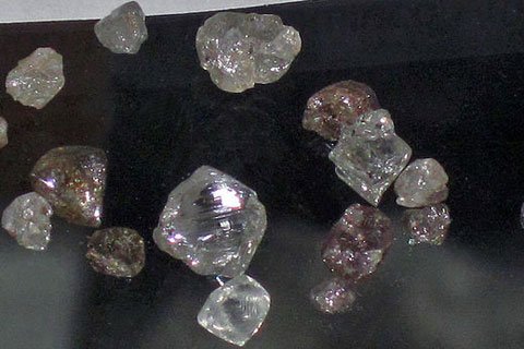 diamants bruts