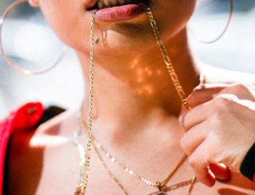 Les jeunes consommateurs chinois achètent plus de bijoux en diamants