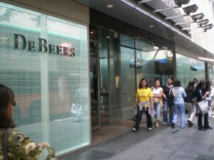 batir-pour-leternite-De-Beers-Hong-kong